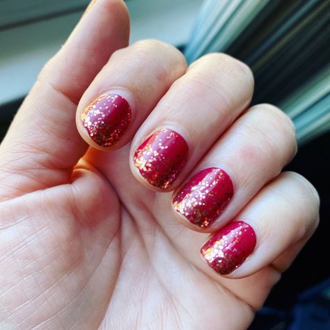 Beijing Beauty with coming up rose gold Street Nails, Color Street Nails, Color Street, Beijing, Manicure, Rose Gold, Nails, Gold, Beauty