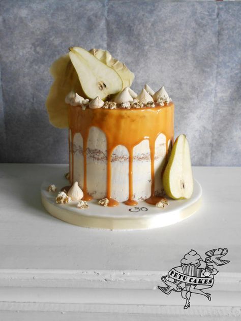 Pear Birthday Cake, Pear Cake Decoration, Caramel Drip Cake, Interesting Cakes, Dessert Decor, Caramel Icing, Novelty Birthday Cakes, Pear Cake, Caramel Frosting