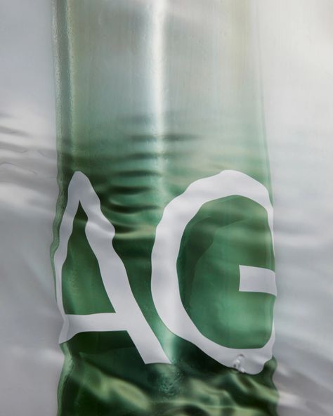 The New Company’s identity for AG1 sets the nutritional drink apart by a mile from other supplements — The Brand Identity – Graphic Design’s Greatest Apple Branding, Supplement Branding, Healthy Branding, Fresh Typography, White Editorial, Photography Guidelines, Athletic Greens, Visual System, Drinks Logo