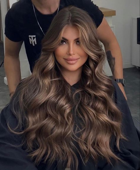 Waves Hair Styles, Bronze Hair Color, Beach Waves Hair, Perfect Blonde Hair, Rambut Brunette, Beach Mermaid, Bronze Hair, Brown Hair Looks, Waves Hair