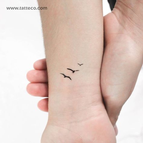 3 Little Birds Tattoo, Three Little Birds Tattoo, 3 Birds Tattoo, Little Birds Tattoo, Three Birds Tattoo, Little Bird Tattoos, Tattoos Animals, Bird Tattoos, Best Friend Couples