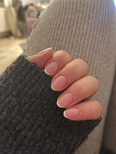 French Nails In Short Nails, Neutral Short Round Nails, White Tip Nails Round, Extra Short French Tip Nails, Round Nails Short French Tip, Short Nails With French Tips, Shirt Round Nails, Christmas Nails Short Round, French Tip Acrylic Nails Round