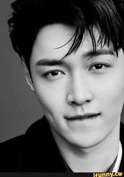 Lay appreciation pt 2 Exo Zhang Yixing, Yixing Exo, Lay Exo, Lay Zhang, Exo Ot12, Zhang Yixing, Baekhyun Chanyeol, Changsha, Exo Lay