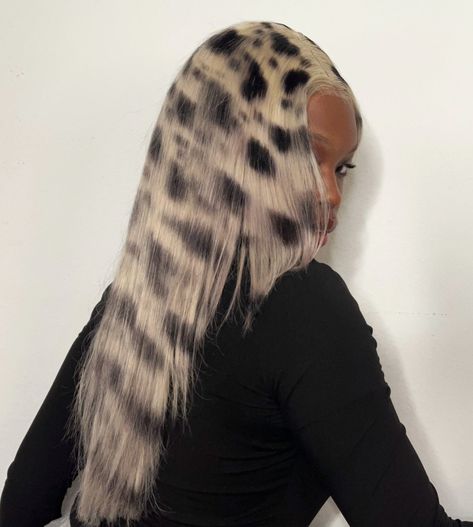 teja (@afroblv) on X Blonde Roots Black Hair, Black Hair Curly, Animal Print Hair, Leopard Print Hair, Frontal Wig Hairstyles, Beautiful Black Hair, Leopard Hair, Blonde Roots, Wella Hair