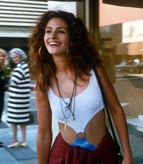 X Outfit Inspirations 90s, Julia Roberts Style, 90s Outfit Inspiration, Pretty Woman Movie, 90s Party Outfit, 90s Actresses, Models 90s, 90s Fashion Grunge, 90s Models