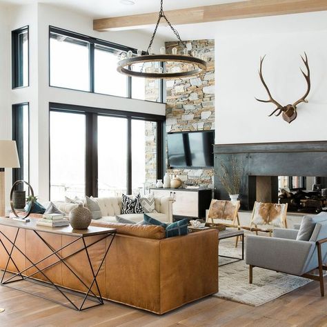 Mountain Home Interiors, Modern Mountain House, Mountain Modern Home, Modern Lodge, Modern Rustic Living Room, Modern Mountain Home, Modern Rustic Homes, Modern Home Interior Design, Interior Design Per La Casa