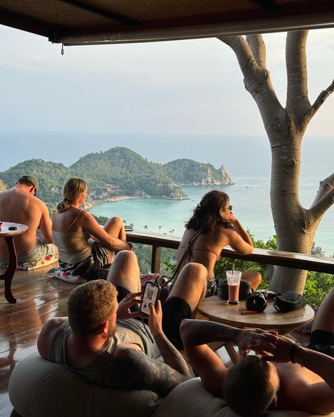 Koh Tao 🪐 Backpacking Asia Aesthetic, Backpacking Aesthetic Asia, Koh Lipe Thailand, Koh Chang Thailand, Vietnam Travel Aesthetic, Thailand Instagram Pictures, Philippines Aesthetic, Traveling Thailand, Travelling Asia