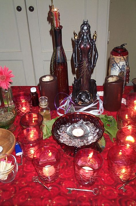 Hekate Rites of her Sacred fires in 2012.... Hecate Goddess, White Magic Spells, Witchcraft Altar, Types Of Magic, Magic Wallet, Ex Love, Love Spell Caster, Spell Caster, White Magic