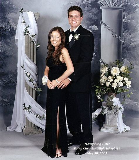 Awkward Prom Photos, Couples Prom Pictures, Prom Theme Party, Couples Prom, Prom Backdrops, Wedding Captions For Instagram, 90s Prom, Prom Picture, Wedding Captions