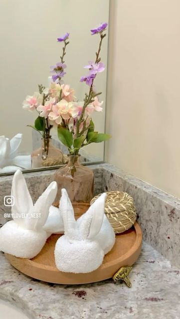 My Lovely Nest | Shital on Instagram: "Hop into Spring with this adorable washcloth bunny! 🐰🌸 . S@ve for later. F0ll0w @mylovely_nest for more ideas😊 . . . . . . . . #springdecor #springdiy #springdecoratingideas #bathroomdecor #easydiy #guestbathroom #diyreel #dıy #diy #diyproject #homedecordiy #springdecoratingideas #easterdecor #easterdiy #howihome #myhomevibe #myhomesense #5minutecrafts #reelitfeel #dailydecordose #doityourself #bathroomdecoration #diycrafts #pocketsofmyhome #homedécor #h Easter Bathroom Decor Ideas, Easter Bathroom Decor, Washcloth Bunny, Easter Bathroom, Spring Bathroom, Easter 2024, Spring Diy, Easter Ideas, Guest Bathroom