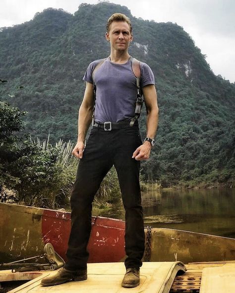 James Conrad, Avengers Black Widow, Kong Skull Island, Skull Island, Thomas William Hiddleston, Loki Thor, Loki Laufeyson, Tom Hiddleston Loki, Chris Hemsworth