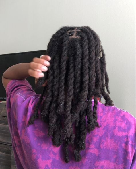 Rope twists on thick locs / black women #locs #hairstyles #locstyles Women Locs Hairstyles, Black Women Locs Hairstyles, Medium Size Locs, Black Women Locs, Locs Black Women, Twists Locs, Women Locs, Rope Twists, Thick Locs