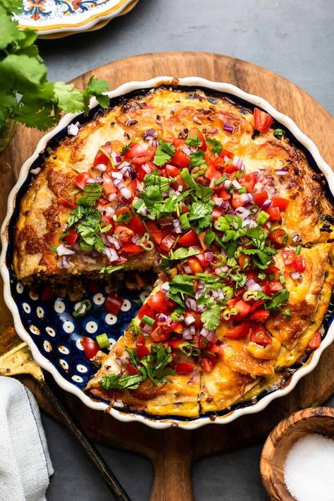 Breakfast Tortilla Pie Using Corn Tortillas, Mexican Pie, Casserole Mexican, Sausage Beans, Tortilla Pie, Corn Tortilla Recipes, Mexican Brunch, Breakfast Tortilla, Egg Tortilla