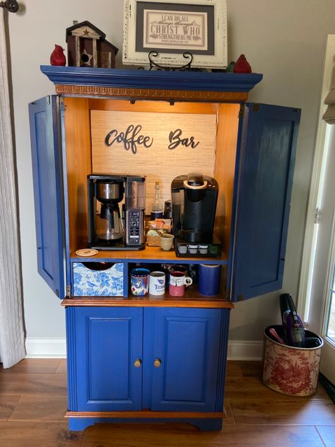 Coffee Bars In Kitchen Farmhouse, Bars In Kitchen, Tv Cabinet Repurpose, Tv Cabinet Diy, Old Tv Cabinet, Corner Tv Cabinets, Armoire Bar, Coffee/wine Bar, Coffee Cabinet