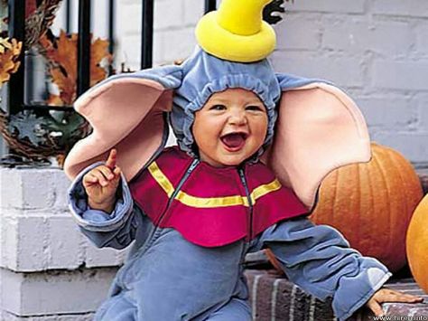 Dumbo Halloween Costume, Dumbo Costume, Silly Halloween, Twin Halloween Costumes, Diy Bebe, Baby Wallpaper, Halloween Baby, Cute Halloween Costumes, Baby Halloween Costumes