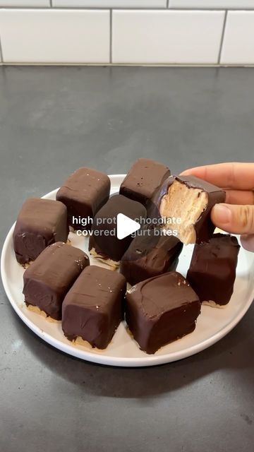 Ice Tray Desserts, Pb Desserts, Healthyish Desserts, Peanut Butter Protein Powder, Healthy Chocolate Bars, Dessert Treats, Optavia Recipes, Yogurt Bites, Clean Snacks