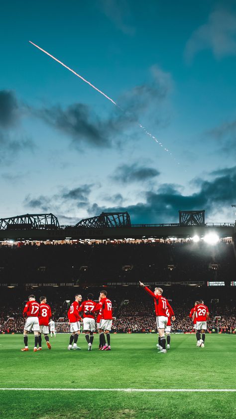 Man United Wallpapers Iphone, Man United Wallpaper, Man Utd Wallpapers, Man United Wallpapers, Manchester United Wallpapers, Manchester United Wallpapers Iphone, Manchester United Old Trafford, Party Night Club Aesthetic, Manchester United Team