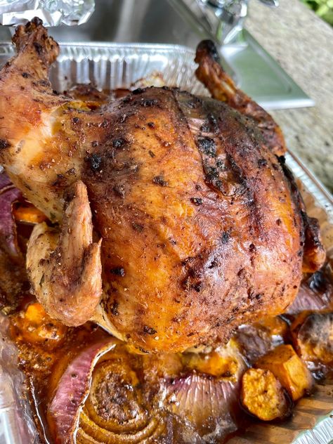 Whole Roasted Chicken On The Grill, Bbq Roasted Chicken, Whole Grilled Chicken Recipes, Whole Chicken On Grill, Grilled Whole Chicken Recipes, Grill Whole Chicken, Whole Chicken On The Grill, Bbq Whole Chicken, Oven Roasted Whole Chicken