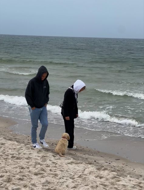 Dog With Couple Aesthetic, Boyfriend And Dog Aesthetic, Couple Dog Aesthetic, Dog Parents Aesthetic, Couple And Dog Aesthetic, Sea Couple Aesthetic, Couple With Dog Aesthetic, Couple With Puppy, Northern Attitude