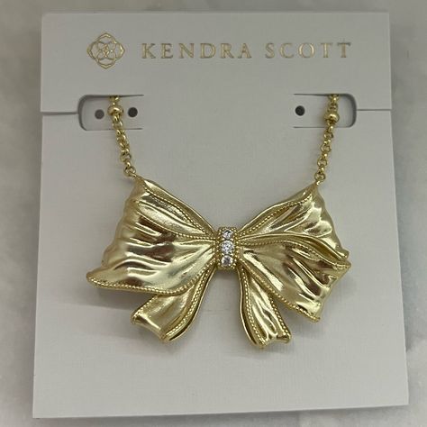 New- Never Worn Or Used. Bought Item In The Limited Time Offer When Kendra Scott And Love Shack Fancy Had A Colab Kendra Scott Bow Necklace, Love Shack Fancy Jewelry, Kendra Scott X Love Shack Fancy, Kendra Scott Love Shack Fancy, Preppy Stuff To Get For Your Birthday, Kender Scott, Preppy Birthday Gifts, Fit Accessories, Preppy Accessories