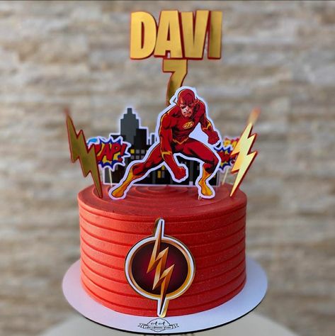 The Flash Cake Ideas, Iron Man Theme Cake, Flash Cake Topper, Bolo Do Flash, Luhan Birthday, Flash Birthday Cake, Boys Bday Cakes, Iron Man Cake, Flash Cake