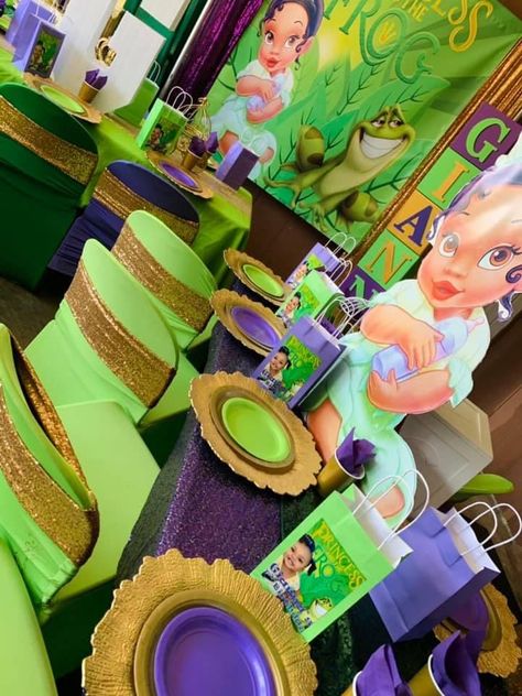 Princess And Frog Baby Shower Decorations, Baby Princess Tiana Birthday Party, Princess Tiana 1st Birthday Party Ideas, Tiana Baby Shower Theme, Cartoon Baby Shower Theme, Princess And Frog Baby Shower Theme, Princess And The Frog 1st Birthday Party, Baby Tiana Baby Shower Ideas, Princess And The Frog First Birthday