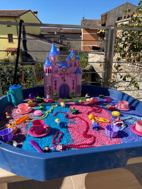 Fairy Tale Eyfs Activities, Fairy Tale Tuff Tray Ideas, Princess Sensory Play, Unicorn Tuff Tray, Tuff Tray Ideas Toddlers, Princess Activities, Diy Toddler Toys, Fairy Tale Activities, Sensory Tray