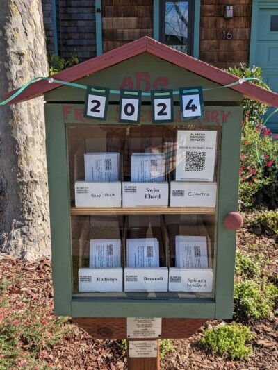 ABG Free Seed Libraries - Alameda Backyard Growers Girl Scout Silver Award, Seed Library, Healing Garden, Free Library, Soil Health, Organic Food, Grow Your Own Food, Seed Starting, Companion Planting