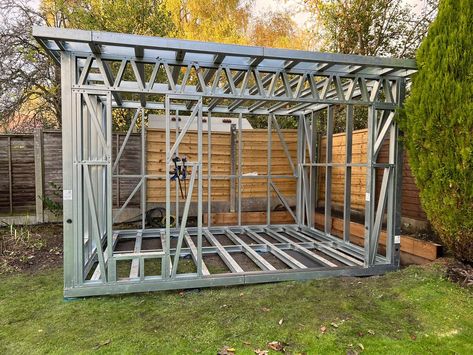 Garden Room Design, Metal Building Designs, Framing Construction, Steel Structure Buildings, Steel Frame House, Bedroom Barndominium, Building A Tiny House, Steel Frame Construction, Smart Home Design