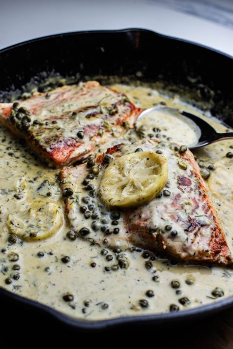 Salmon with Creamy Lemon, Capers and Dill Sauce Salmon With Cream Sauce, Canned Salmon Patties, Salmon Capers, Dill Cream Sauce, Pickle Party, Raisin Sauce, Lemon Dill Salmon, Dill Sauce For Salmon, Lemon Pepper Salmon