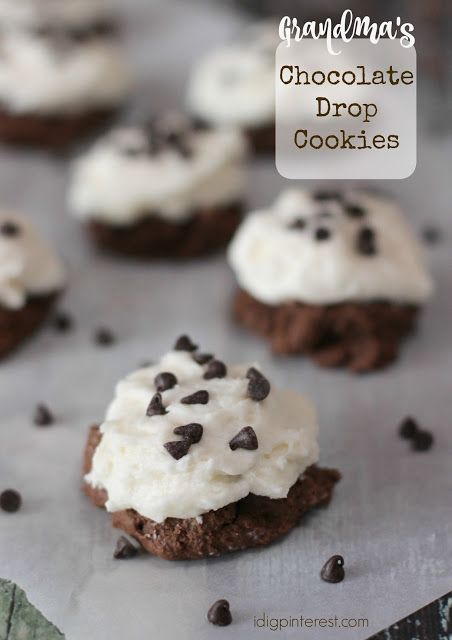 Chocolate Drop Cookies, Cherry Cookies, Vanilla Buttercream Frosting, Chocolate Covered Cherries, Drop Cookies, Brownie Bar, Easy Cookie Recipes, Vanilla Buttercream, Mini Chocolate Chips