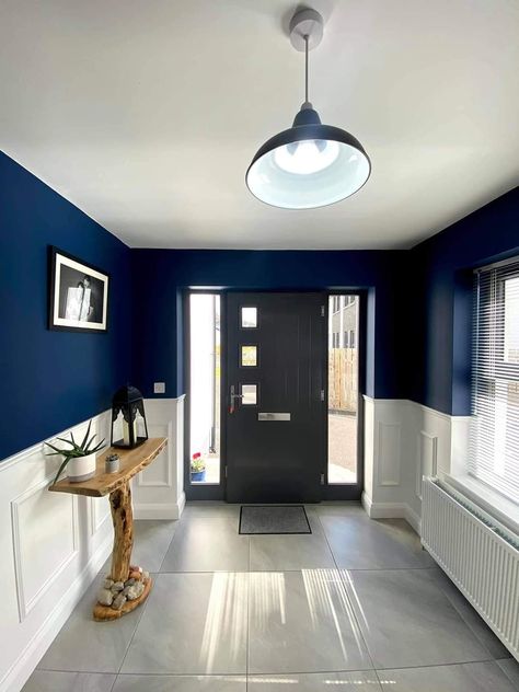 Hallway Colours, Hallway Ideas, Home Entrance Decor, Entrance Decor, House Entrance, Hallway Decorating, Navy And White, Basement, Hallway