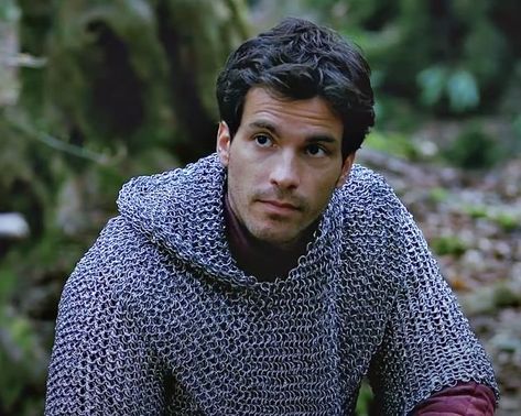 Lancelot Bbc Merlin, Merlin Lancelot, Lancelot Merlin, Merlin Aesthetic, Widget Pics, Merlin Bbc, Merlin Fandom, Choices Game, Bbc Merlin