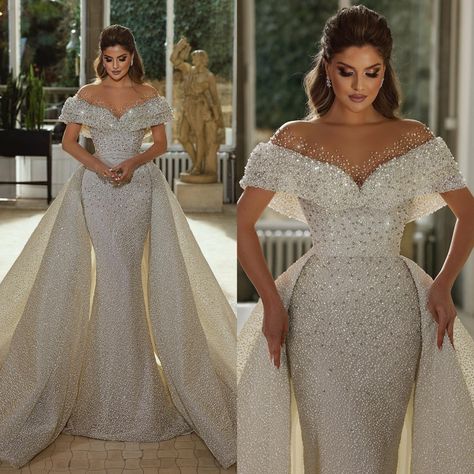 Boujee Wedding Dress, Detachable Train Wedding Dress, Baju Kahwin, Satin Mermaid Wedding Dress, Wedding Dress Types, Bridal Gown Styles, Bride Dress Simple, Wedding Dress Bustle, Sparkly Wedding Dress