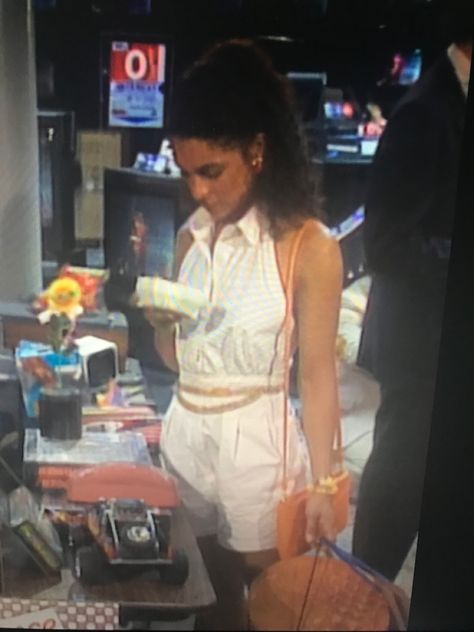 Whitney Gilbert Fashion, Ms Honey Aesthetic Outfits, Whitley Gilbert Outfits, Whitley Gilbert Fashion Outfits, Whitney Gilbert, Whitley Gilbert Fashion, Claire Huxtable, 90s Menswear, Whitley Gilbert