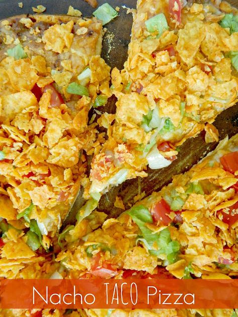 Nacho Taco Pizza Home Made Nacho Cheese, Mexican Nachos, Nacho Taco, Taco Pizza Recipes, Homemade Nachos, Nacho Chips, Healthy Dinner Options, Nacho Cheese Sauce, Food And Culture