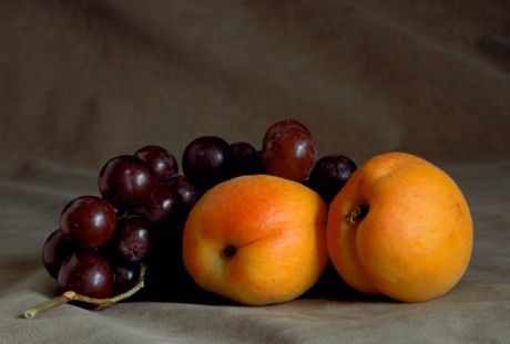 Table Top Photography, Still Life Fruit, Apricot Oil, Painting Subjects, Black Seed Oil, Still Life Drawing, Oil Treatments, Apricot Kernel Oil, Seed Pods