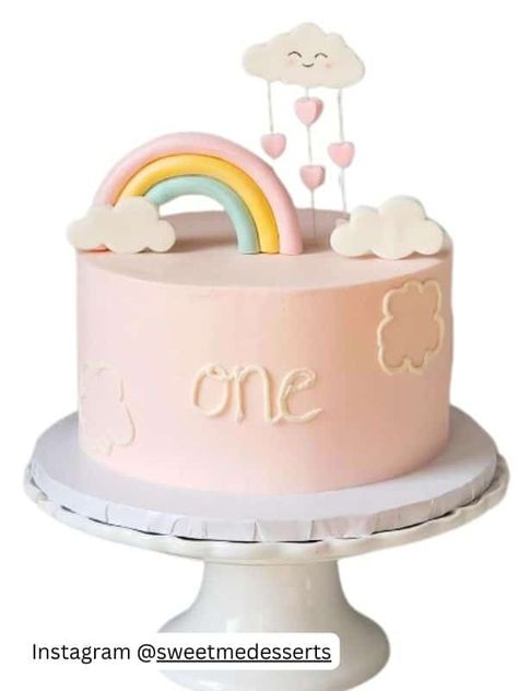 50 Pink First Birthday Cake Ideas for Your Sweet Little Girl - Team New Mom Sweet One Theme Birthday, 1st Bday Cake Girl, Pink First Birthday Cake, 1st Birthday Cake Girl, First Birthday Cake Girl, Baby Girl 1st Birthday Cake, Girl First Birthday Cake, First Birthday Cake Ideas, Beach Ball Cake