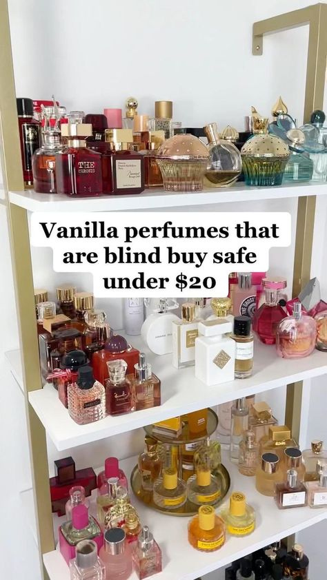 Vanilla Perfumes, Perfume Organization, Fragrances Perfume Woman, Vanilla Perfume, Perfume Collection Fragrance, Shower Skin Care, Body Smells, Photoshoot Idea, Perfume Scents