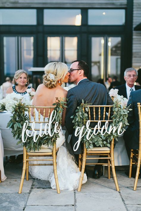 Just Married! Gold And Cream Bride And Groom Chair Details Are A Nice Touch #wedding #weddingdecor #weddingideas #weddinginspiration Head Table Decor Ideas, Rehearsal Dinner Themes, Wedding Dinner Decor, Bride Groom Chairs, Brides Chair, Bride Groom Table, Gypsophila Wedding, Head Table Decor, Lavender Bridesmaid Dresses