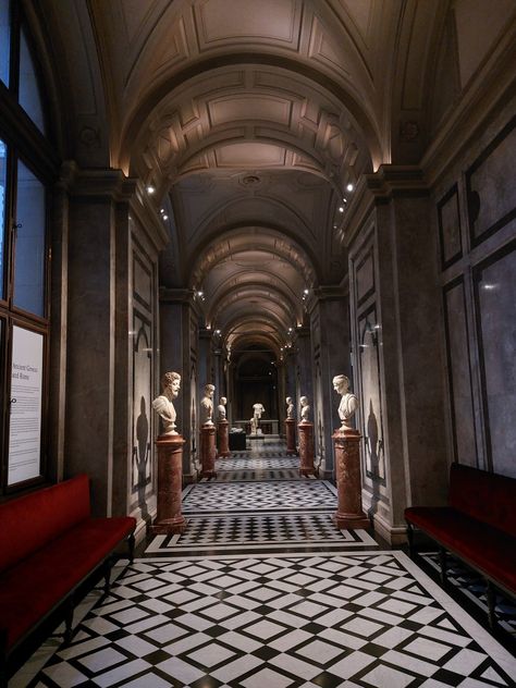 Museum Hallway, Dark Museum Aesthetic, Dark Academia Art Museum, Art Museum Aesthetic Dark, Metropolitan Museum Of Art Aesthetic, Military Museum, Hallway, Architecture Design, Art Gallery