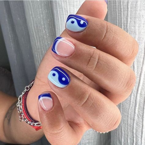 Blue Yin Yang Nails, Nails Yin And Yang, Nails Ideas Short, Yin Yang Nails, Pedicure Nail Designs, Popular Nail Art, Vibrant Nails, Nails For Kids, Yin And Yang