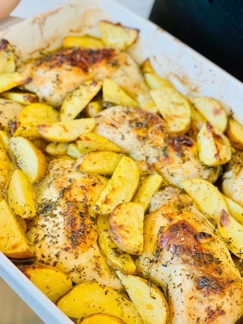 Greek Chicken With Potatoes, One Pan Greek Lemon Chicken And Potatoes, Greek Chicken And Potatoes Baked, Chicken And Potato Dinner, One Pan Greek Chicken, Greek Lemon Chicken And Potatoes, Roasted Chicken Potatoes, Greek Chicken Breast, Greek Chicken And Potatoes