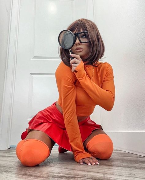 Ashley Nocera as Velma Velma Halloween Costume, Ashley Nocera, Velma Costume, Velma Cosplay, Daphne And Velma, Beautiful Photoshoot Ideas, The Golden Ratio, One Friend, Seductive Clothes