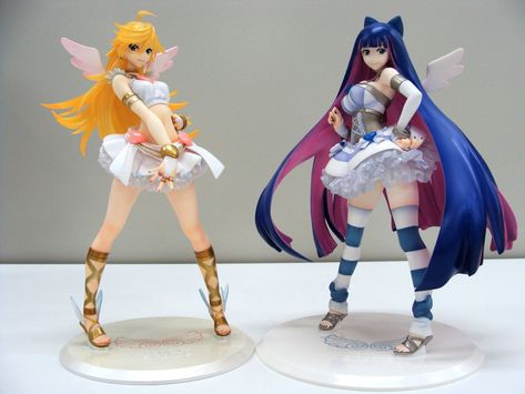 Shelf 2 Panty And Stocking Figures, Panty And Stocking Figurines, Cool Anime Figures, Anime Figurines Aesthetic, Figurines Anime, Panty Anarchy, Stocking Anarchy, Panty And Stocking Anime, Panty Stocking