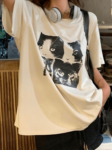 Style: Casual/Street/Vintage Fabric Content: Cotton Fit Type: Loose Fit Neckline: Crew Neck Sleeve Length: Short Sleeve Unique design: The cats print on the t shirt is not only cute and playful but also adds a touch of uniqueness to your outfit, making you stand out in the crowd. Comfortable fabric: Made from high quality cotton, this t shirt is soft, lightweight, and breathable, ensuring that you stay comfortable and sweat free throughout the day. Versatile styling options: The casual/street/vi Hot Clown, Baggy Tshirt, Baggy Shirts, Baggy Shirt, Jeans Outfit Summer, Crop Top Dress, Nice Style, Outfit Making, Clothing Inspiration