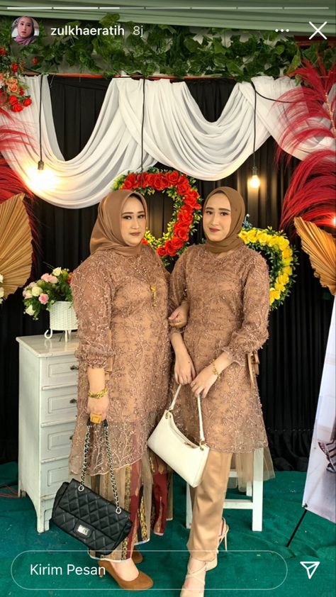 Model Kebaya Brokat Modern Hijab, Model Kebaya Untuk Orang Gemuk, Bridesmaid Dresses Hijab Gemuk, Ootd Kebaya, Dress Brokat Modern, Model Dress Kebaya, Kebaya Wedding, Kebaya Brokat, Kebaya Dress