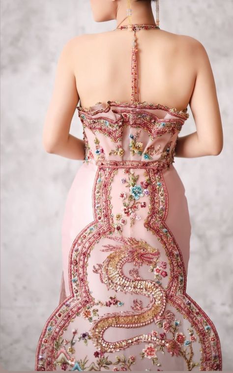 Cheongsam Embroidery, Sangjit Dress, Incredible Dresses, Traditional Asian Dress, Fairytale Fashion, Qipao Dress, Glamour Dress, Chinese Wedding, Cheongsam Dress