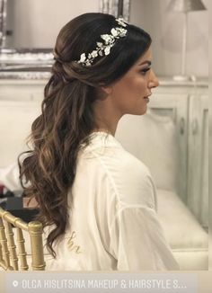 Half Up Half Down Wedding Hair With Vine And Veil, Half Up With Hair Piece, Wedding Hair With Tiara And Veil Half Up, Bride Hairstyles Half Up Half Down Tiara, Half Do Bridal Hair, Wedding Headpiece Half Up Half Down, Half Up Hair With Tiara, Curly Wedding Hair With Headband, Bridal Headband Curly