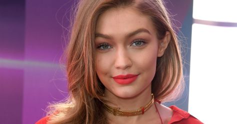 Gigi Hadid 2016, Hailey Rhode Baldwin, Bella Gigi Hadid, Gigi Hadid Outfits, Gigi Hadid Style, Valentines Day Makeup, Hadid Style, Day Makeup, Sarah Jessica Parker